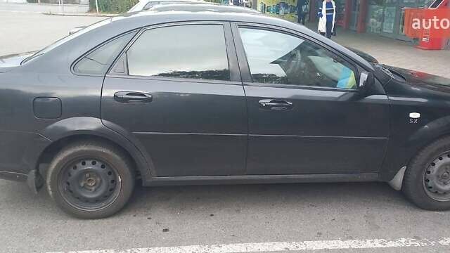 Черный Шевроле Лачетти, объемом двигателя 1.8 л и пробегом 170 тыс. км за 4800 $, фото 2 на Automoto.ua