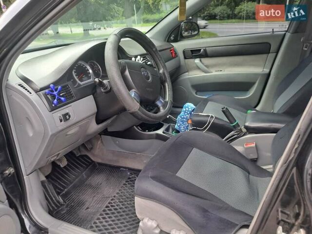 Черный Шевроле Лачетти, объемом двигателя 1.6 л и пробегом 350 тыс. км за 3500 $, фото 5 на Automoto.ua