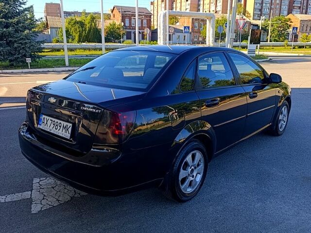 Черный Шевроле Лачетти, объемом двигателя 1.6 л и пробегом 240 тыс. км за 3650 $, фото 4 на Automoto.ua