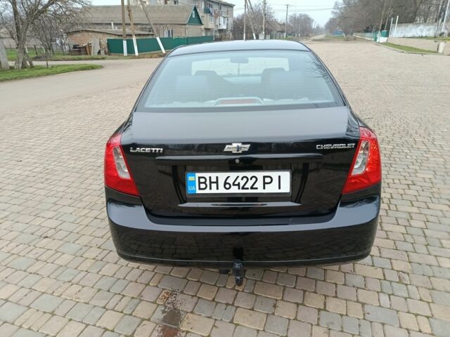 Черный Шевроле Лачетти, объемом двигателя 1.8 л и пробегом 197 тыс. км за 4350 $, фото 4 на Automoto.ua