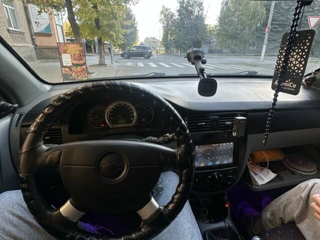 Черный Шевроле Лачетти, объемом двигателя 1.6 л и пробегом 291 тыс. км за 4000 $, фото 7 на Automoto.ua