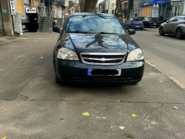 Черный Шевроле Лачетти, объемом двигателя 1.8 л и пробегом 159 тыс. км за 3500 $, фото 3 на Automoto.ua