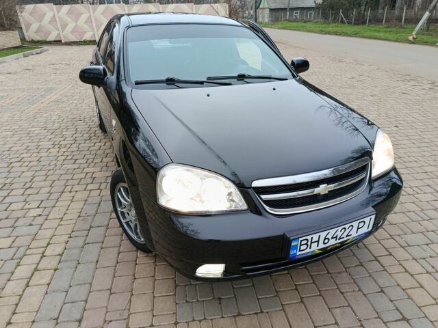 Черный Шевроле Лачетти, объемом двигателя 1.8 л и пробегом 197 тыс. км за 4350 $, фото 3 на Automoto.ua