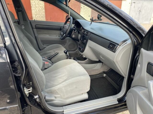 Чорний Шевроле Лачетті, об'ємом двигуна 1.6 л та пробігом 240 тис. км за 4450 $, фото 9 на Automoto.ua