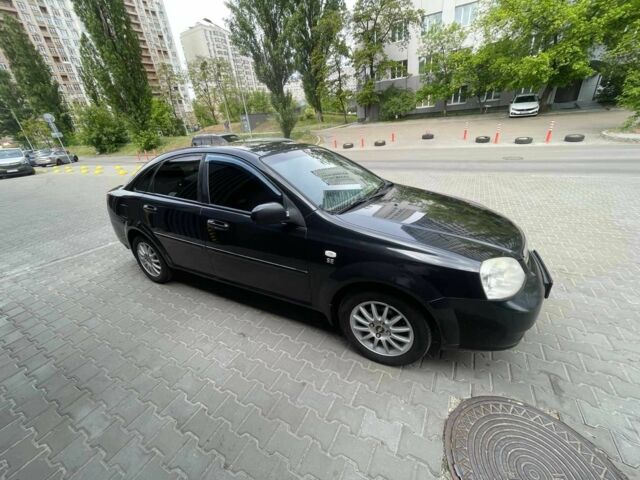 Черный Шевроле Лачетти, объемом двигателя 1.6 л и пробегом 173 тыс. км за 4800 $, фото 4 на Automoto.ua