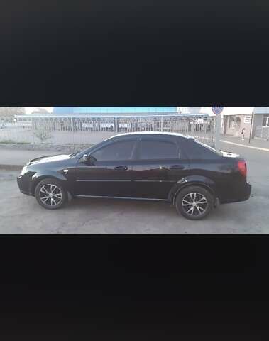 Черный Шевроле Лачетти, объемом двигателя 1.8 л и пробегом 185 тыс. км за 4999 $, фото 2 на Automoto.ua