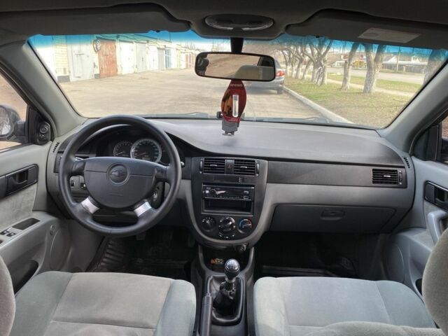 Чорний Шевроле Лачетті, об'ємом двигуна 1.6 л та пробігом 240 тис. км за 4450 $, фото 18 на Automoto.ua