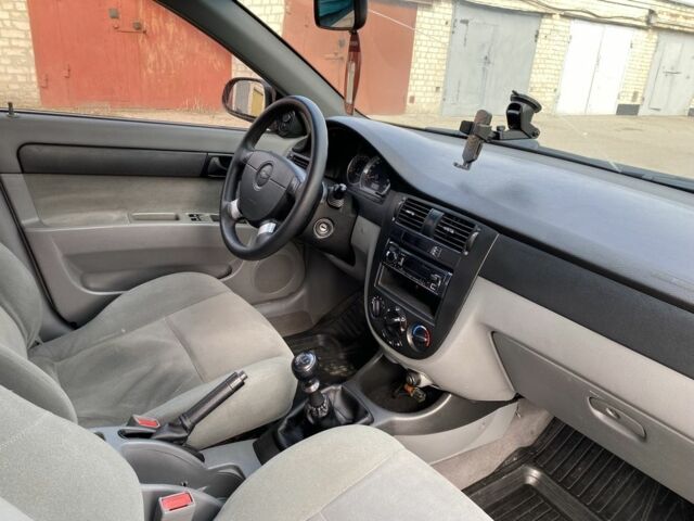 Чорний Шевроле Лачетті, об'ємом двигуна 1.6 л та пробігом 240 тис. км за 4450 $, фото 11 на Automoto.ua