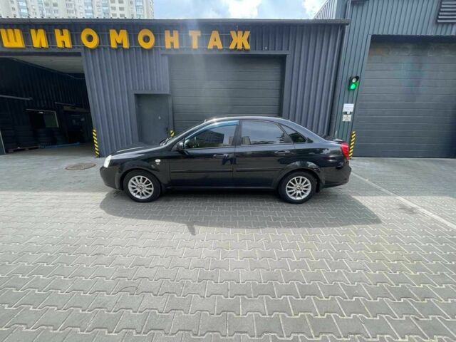 Черный Шевроле Лачетти, объемом двигателя 1.6 л и пробегом 173 тыс. км за 4800 $, фото 3 на Automoto.ua