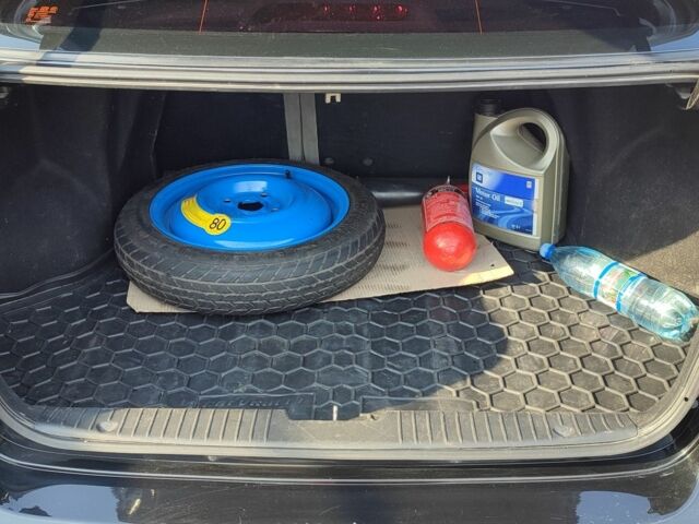 Черный Шевроле Лачетти, объемом двигателя 1.8 л и пробегом 99 тыс. км за 7100 $, фото 5 на Automoto.ua