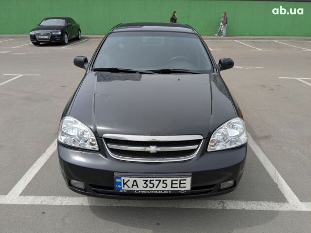 Черный Шевроле Лачетти, объемом двигателя 1.6 л и пробегом 221 тыс. км за 5900 $, фото 4 на Automoto.ua