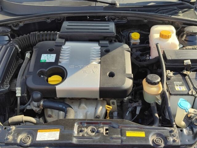 Черный Шевроле Лачетти, объемом двигателя 1.8 л и пробегом 99 тыс. км за 7100 $, фото 4 на Automoto.ua