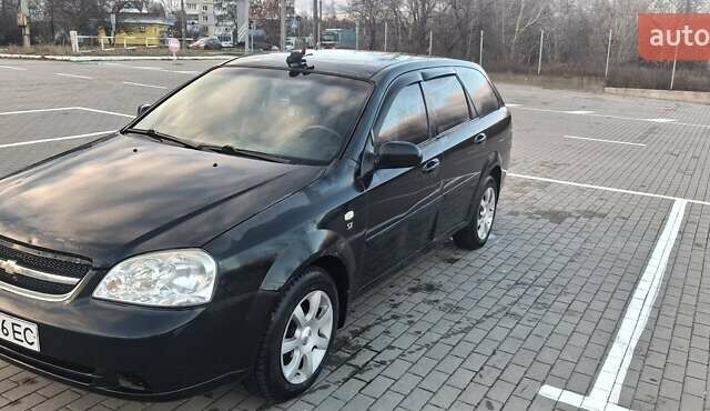 Черный Шевроле Лачетти, объемом двигателя 1.8 л и пробегом 240 тыс. км за 3000 $, фото 1 на Automoto.ua