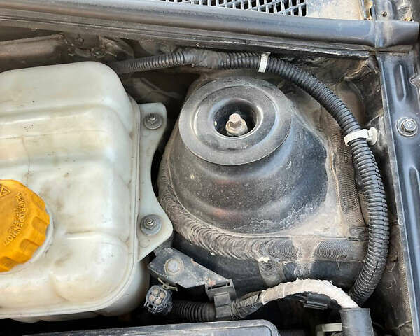 Черный Шевроле Лачетти, объемом двигателя 1.8 л и пробегом 188 тыс. км за 4500 $, фото 11 на Automoto.ua