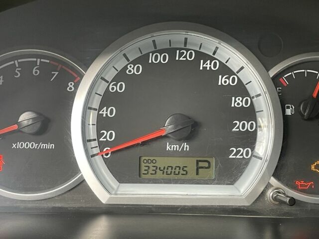 Черный Шевроле Лачетти, объемом двигателя 1.8 л и пробегом 334 тыс. км за 3600 $, фото 5 на Automoto.ua