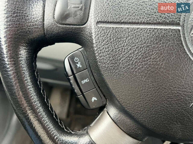 Черный Шевроле Лачетти, объемом двигателя 1.8 л и пробегом 293 тыс. км за 4190 $, фото 18 на Automoto.ua