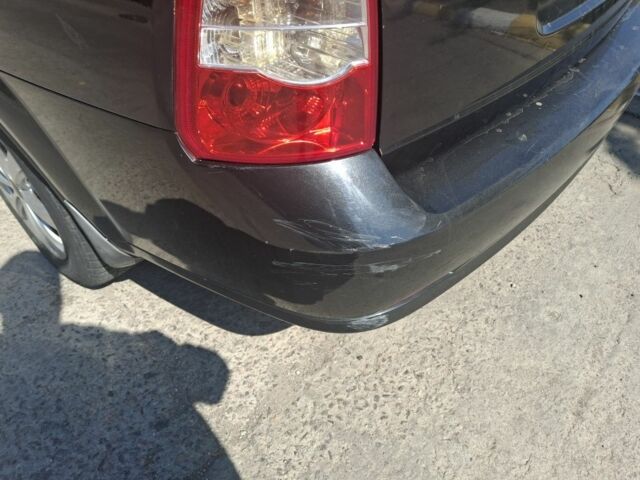 Черный Шевроле Лачетти, объемом двигателя 1.8 л и пробегом 300 тыс. км за 3000 $, фото 4 на Automoto.ua