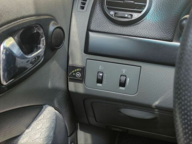 Черный Шевроле Лачетти, объемом двигателя 0 л и пробегом 195 тыс. км за 4000 $, фото 6 на Automoto.ua