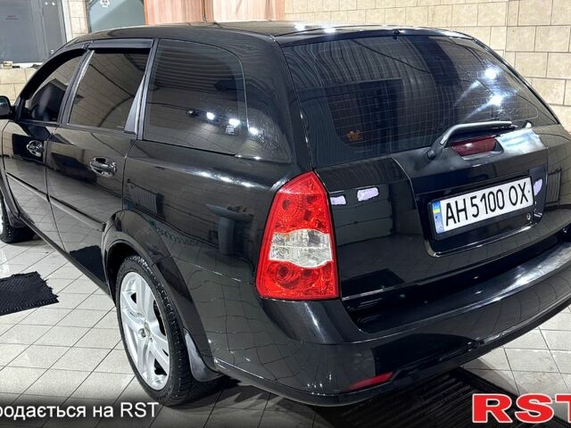 Черный Шевроле Лачетти, объемом двигателя 1.8 л и пробегом 320 тыс. км за 4000 $, фото 1 на Automoto.ua