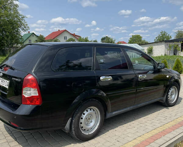 Черный Шевроле Лачетти, объемом двигателя 1.8 л и пробегом 320 тыс. км за 3700 $, фото 7 на Automoto.ua