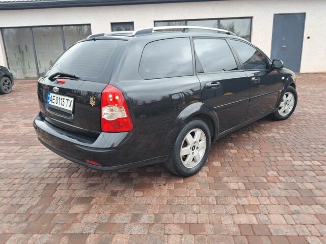 Черный Шевроле Лачетти, объемом двигателя 1.8 л и пробегом 190 тыс. км за 4300 $, фото 2 на Automoto.ua