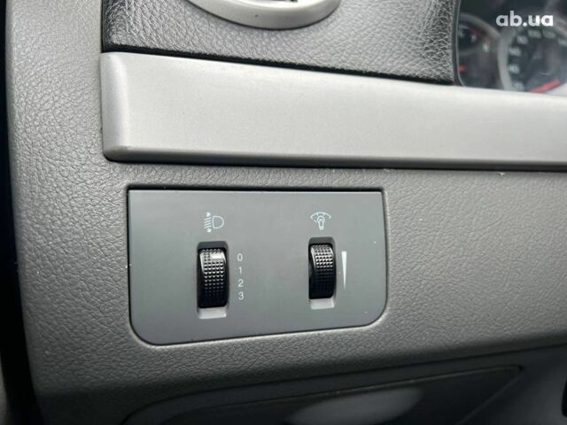 Черный Шевроле Лачетти, объемом двигателя 1.8 л и пробегом 293 тыс. км за 4190 $, фото 19 на Automoto.ua