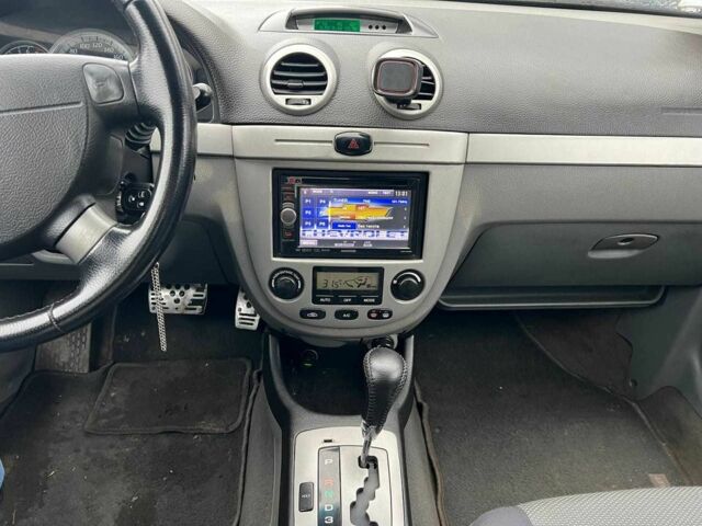 Черный Шевроле Лачетти, объемом двигателя 1.8 л и пробегом 293 тыс. км за 4190 $, фото 20 на Automoto.ua