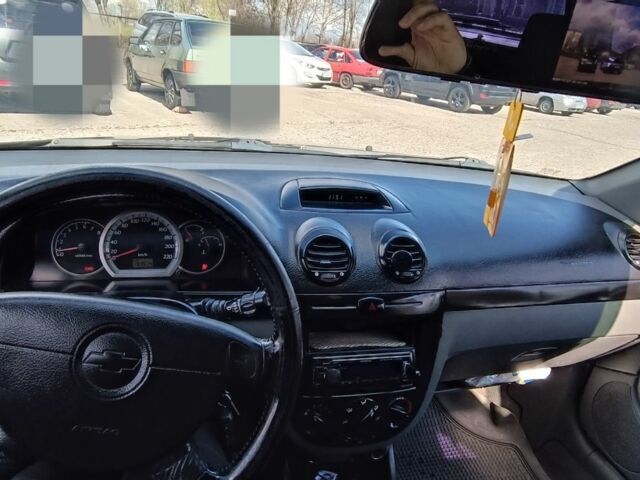 Черный Шевроле Лачетти, объемом двигателя 1.8 л и пробегом 193 тыс. км за 3300 $, фото 7 на Automoto.ua