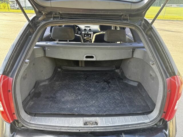 Черный Шевроле Лачетти, объемом двигателя 1.8 л и пробегом 334 тыс. км за 3600 $, фото 6 на Automoto.ua