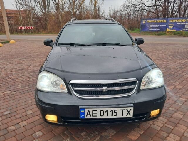 Черный Шевроле Лачетти, объемом двигателя 1.8 л и пробегом 190 тыс. км за 4300 $, фото 4 на Automoto.ua
