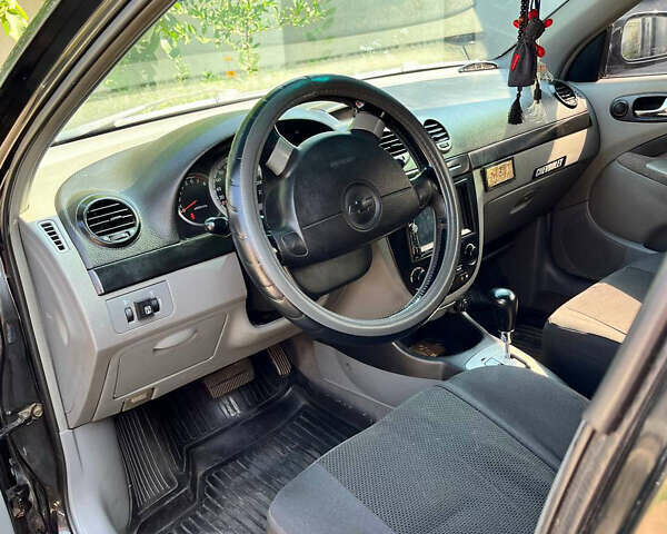 Черный Шевроле Лачетти, объемом двигателя 1.8 л и пробегом 188 тыс. км за 4500 $, фото 4 на Automoto.ua