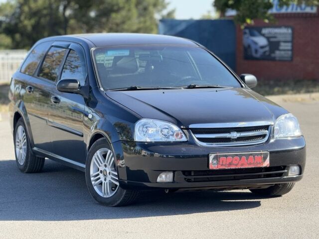Черный Шевроле Лачетти, объемом двигателя 1.8 л и пробегом 220 тыс. км за 3499 $, фото 6 на Automoto.ua