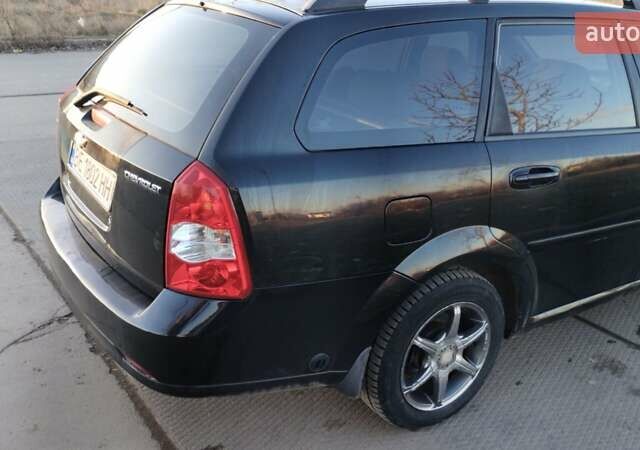 Черный Шевроле Лачетти, объемом двигателя 1.8 л и пробегом 210 тыс. км за 3800 $, фото 5 на Automoto.ua