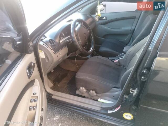 Черный Шевроле Лачетти, объемом двигателя 1.6 л и пробегом 188 тыс. км за 4300 $, фото 7 на Automoto.ua