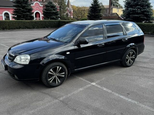 Черный Шевроле Лачетти, объемом двигателя 1.8 л и пробегом 210 тыс. км за 3800 $, фото 3 на Automoto.ua