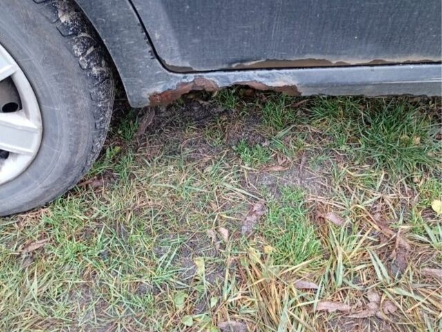 Черный Шевроле Лачетти, объемом двигателя 1.8 л и пробегом 232 тыс. км за 1191 $, фото 6 на Automoto.ua