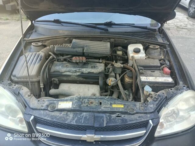 Черный Шевроле Лачетти, объемом двигателя 1.8 л и пробегом 400 тыс. км за 2500 $, фото 8 на Automoto.ua