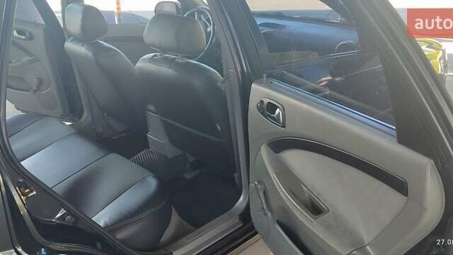 Черный Шевроле Лачетти, объемом двигателя 1.8 л и пробегом 217 тыс. км за 5300 $, фото 2 на Automoto.ua