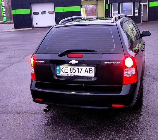 Черный Шевроле Лачетти, объемом двигателя 1.6 л и пробегом 307 тыс. км за 4200 $, фото 3 на Automoto.ua