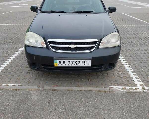 Черный Шевроле Лачетти, объемом двигателя 1.8 л и пробегом 238 тыс. км за 3500 $, фото 1 на Automoto.ua