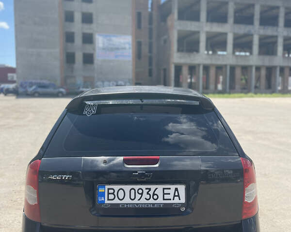 Черный Шевроле Лачетти, объемом двигателя 1.8 л и пробегом 350 тыс. км за 3400 $, фото 5 на Automoto.ua