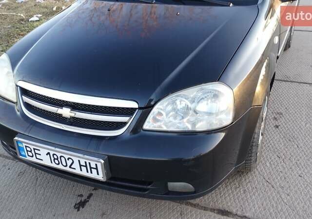 Черный Шевроле Лачетти, объемом двигателя 1.8 л и пробегом 210 тыс. км за 3800 $, фото 2 на Automoto.ua