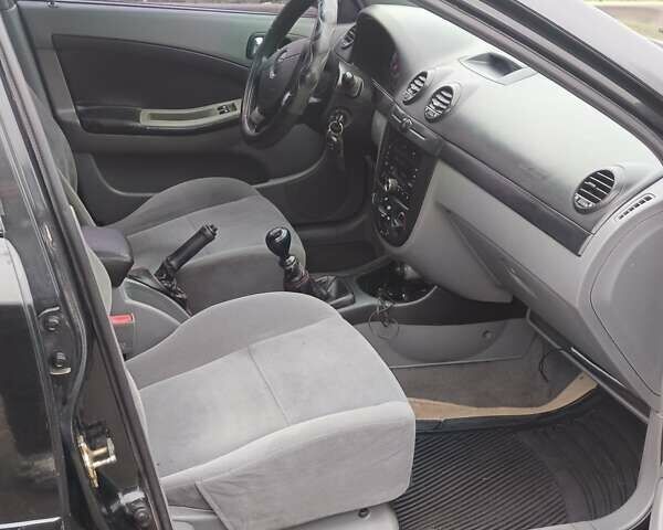 Чорний Шевроле Лачетті, об'ємом двигуна 1.8 л та пробігом 220 тис. км за 4300 $, фото 3 на Automoto.ua