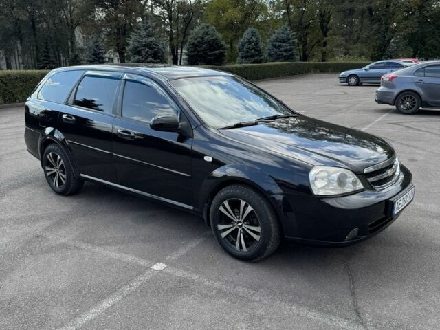 Черный Шевроле Лачетти, объемом двигателя 1.8 л и пробегом 210 тыс. км за 3800 $, фото 2 на Automoto.ua