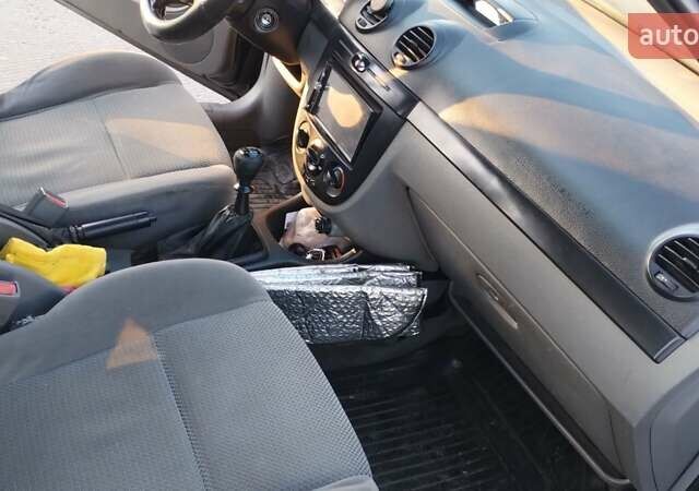 Черный Шевроле Лачетти, объемом двигателя 1.8 л и пробегом 210 тыс. км за 3800 $, фото 8 на Automoto.ua