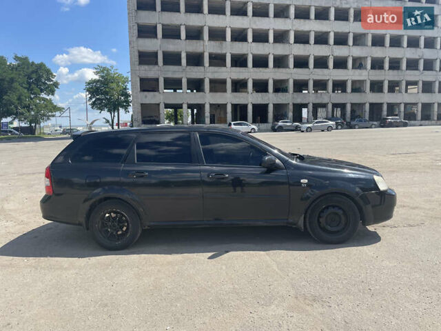 Черный Шевроле Лачетти, объемом двигателя 1.8 л и пробегом 350 тыс. км за 3400 $, фото 3 на Automoto.ua