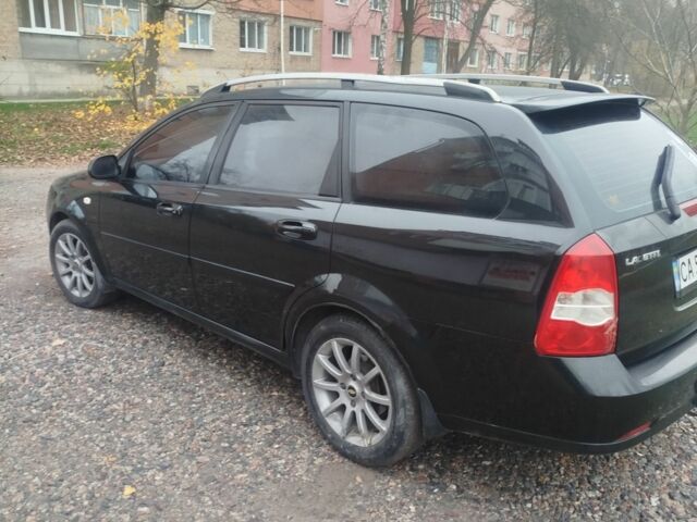 Черный Шевроле Лачетти, объемом двигателя 1.8 л и пробегом 300 тыс. км за 3800 $, фото 3 на Automoto.ua