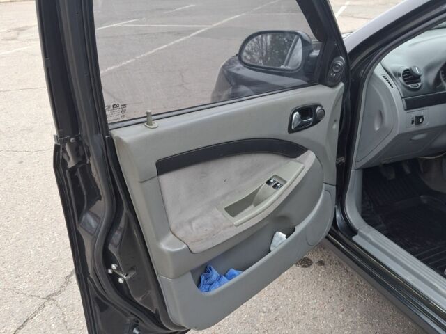 Черный Шевроле Лачетти, объемом двигателя 1.8 л и пробегом 335 тыс. км за 4000 $, фото 9 на Automoto.ua