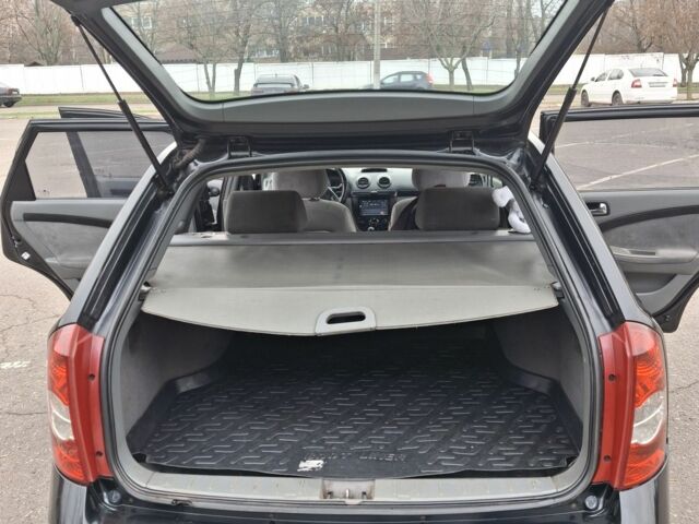 Черный Шевроле Лачетти, объемом двигателя 1.8 л и пробегом 335 тыс. км за 4000 $, фото 14 на Automoto.ua