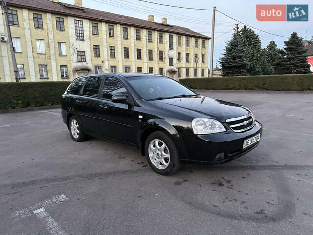 Черный Шевроле Лачетти, объемом двигателя 1.8 л и пробегом 180 тыс. км за 3900 $, фото 6 на Automoto.ua